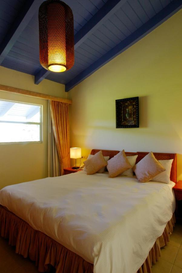 Kura Hulanda Lodge & Beach Club Westpunt Habitación foto